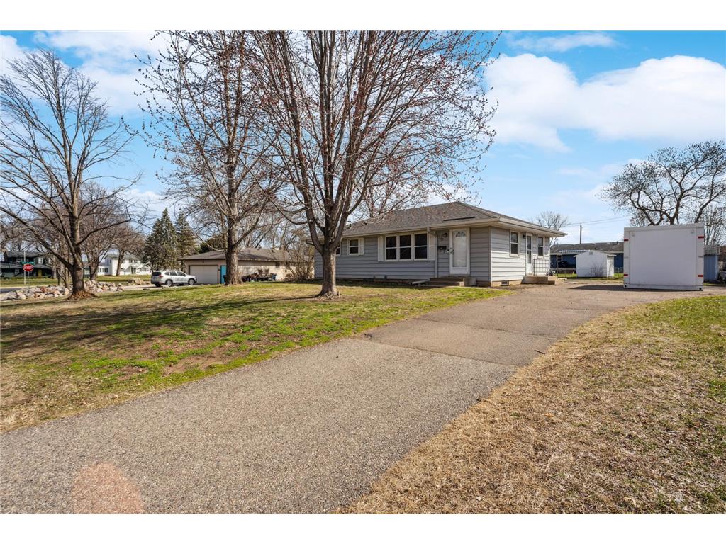 619 Jefferson Street S Shakopee MN 55379 6703373 image1