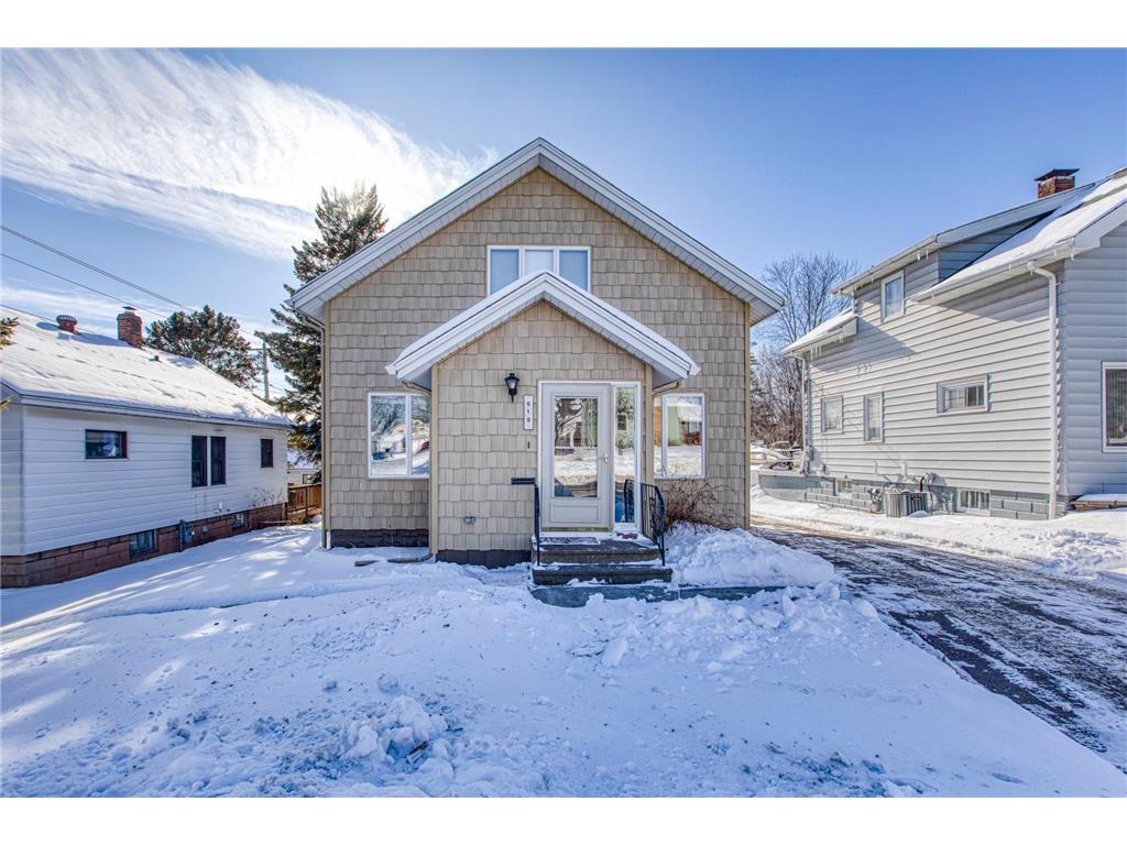 619 N 42nd Avenue W Duluth MN 55807 6671363 image1
