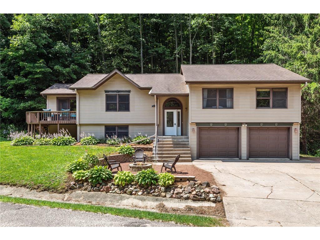 619 S Butternut Street Elmwood WI 54740 6398903 image1