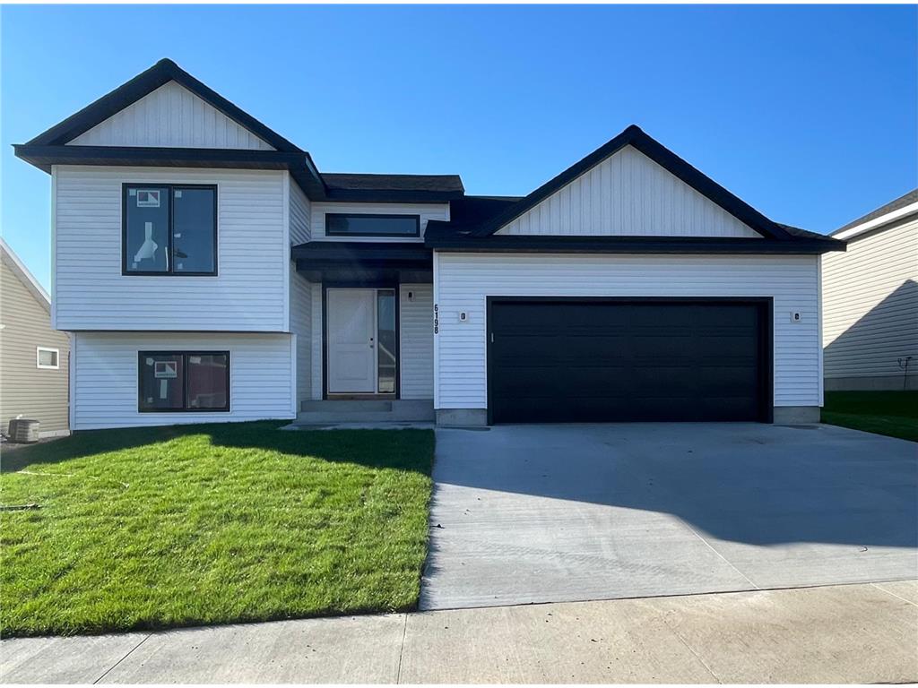 6198 51st Street NW Rochester MN 55901 6800272 image1