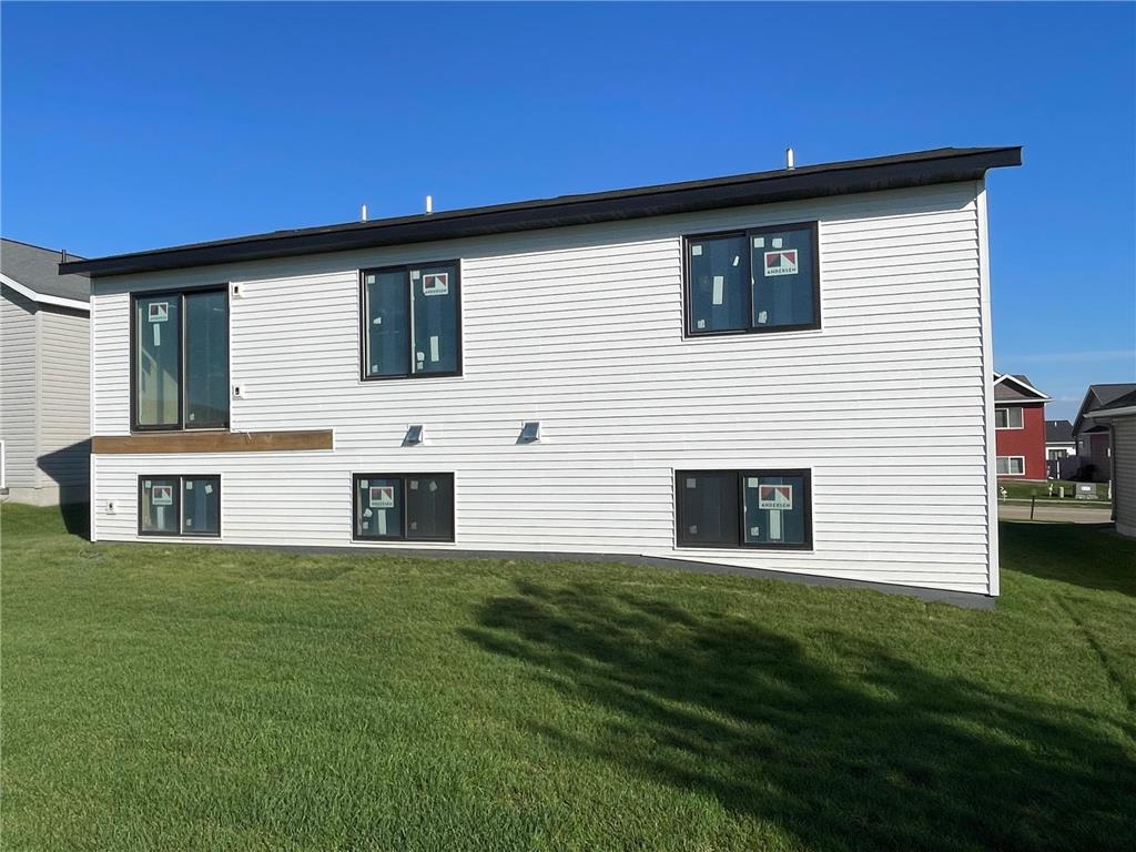 6198 51st Street NW Rochester MN 55901 6800272 image2