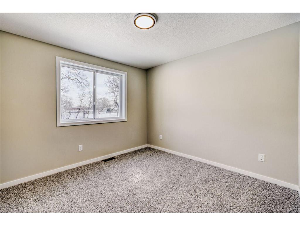 61xx Lakeland Avenue N Crystal MN 55428 7008812 image22