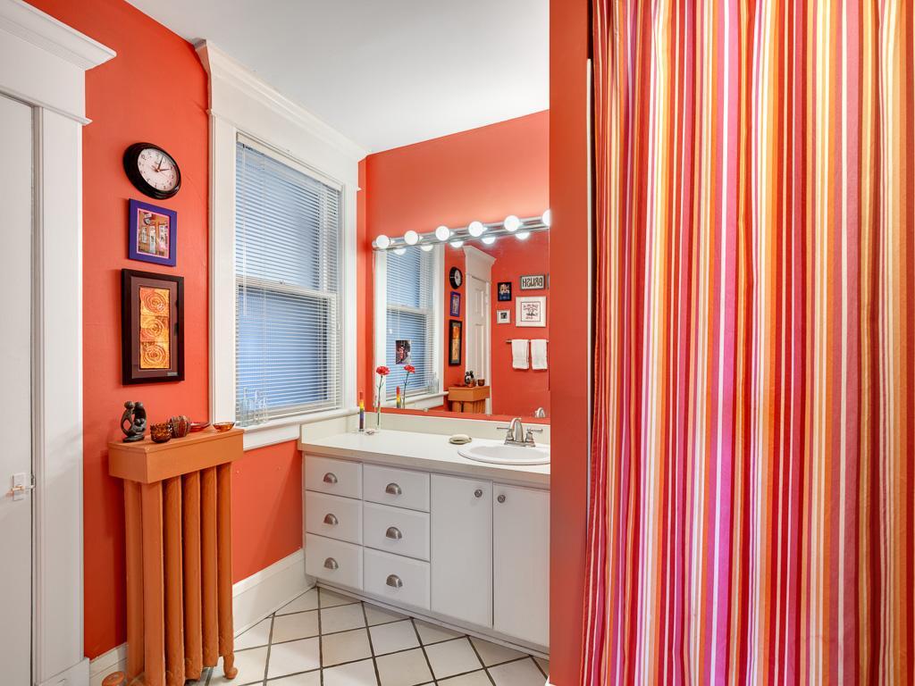 62 Saint Albans Street S #C Saint Paul MN 55105 7082291 image23