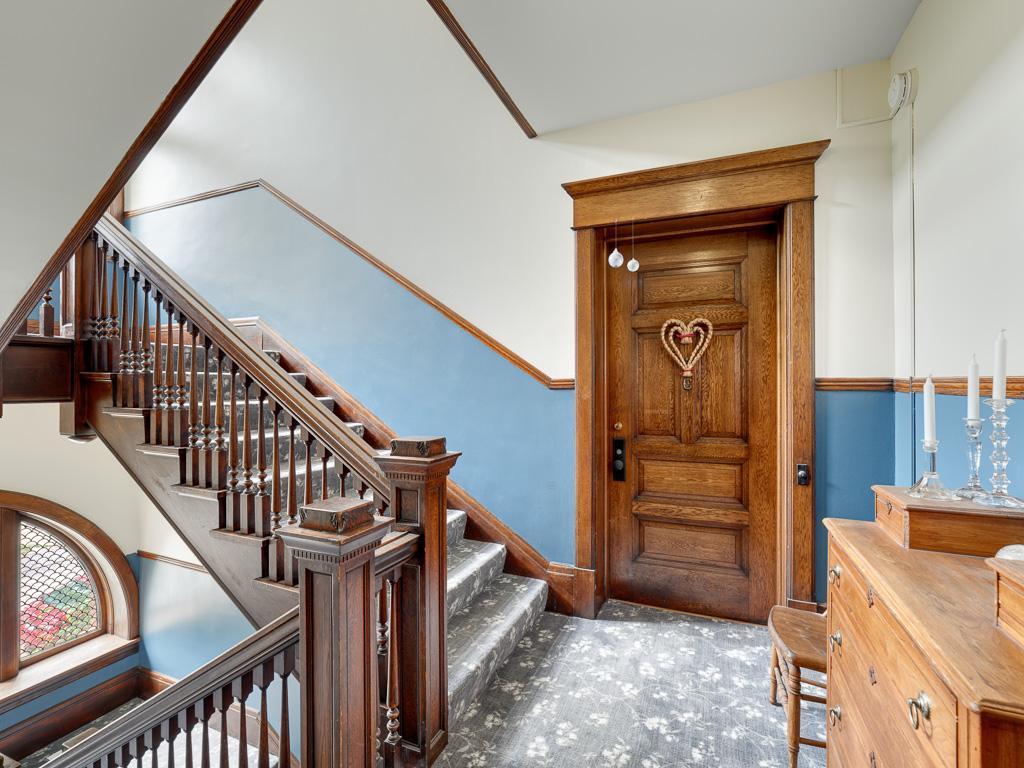 62 Saint Albans Street S #C Saint Paul MN 55105 7082291 image4