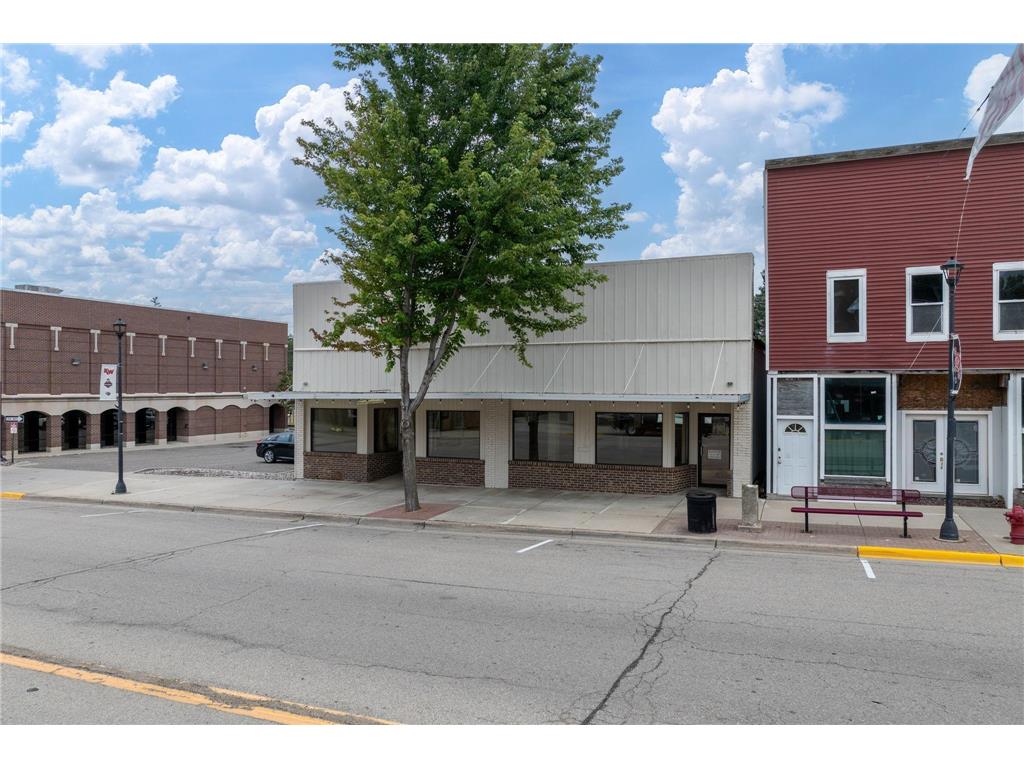 620 2nd Street Kenyon MN 55946 6767736 image1