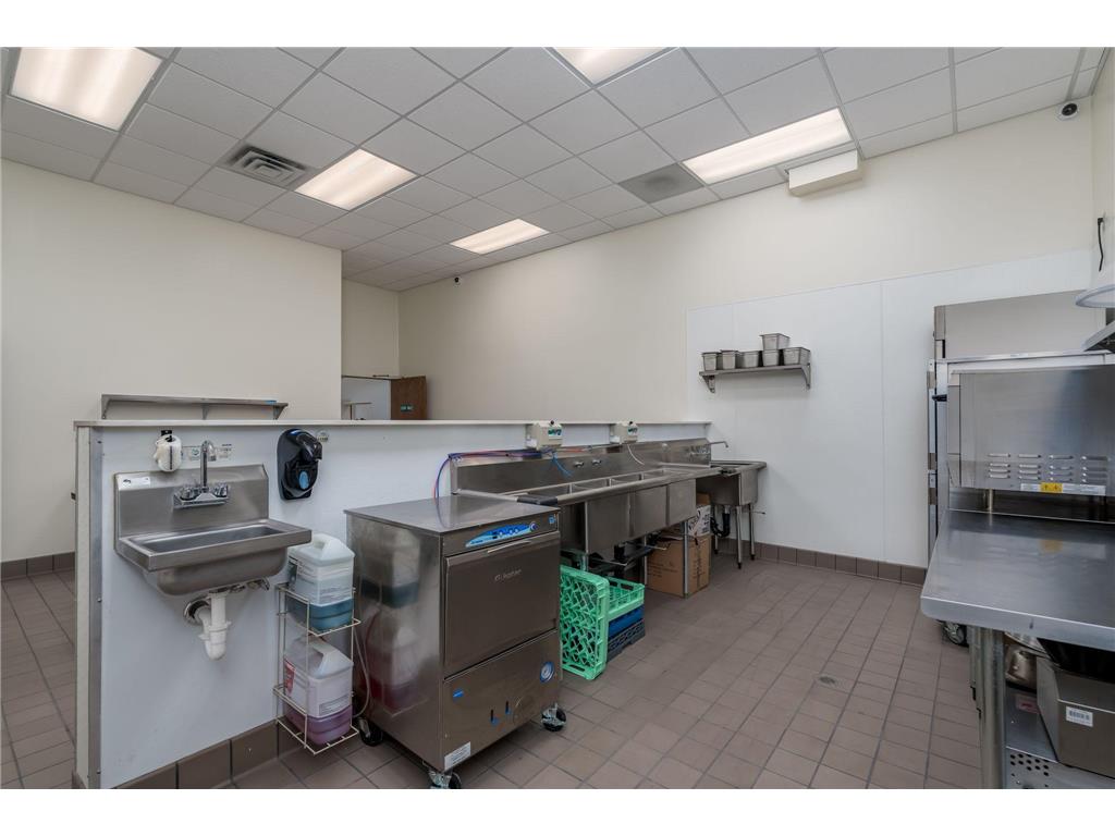 620 2nd Street Kenyon MN 55946 6767736 image20