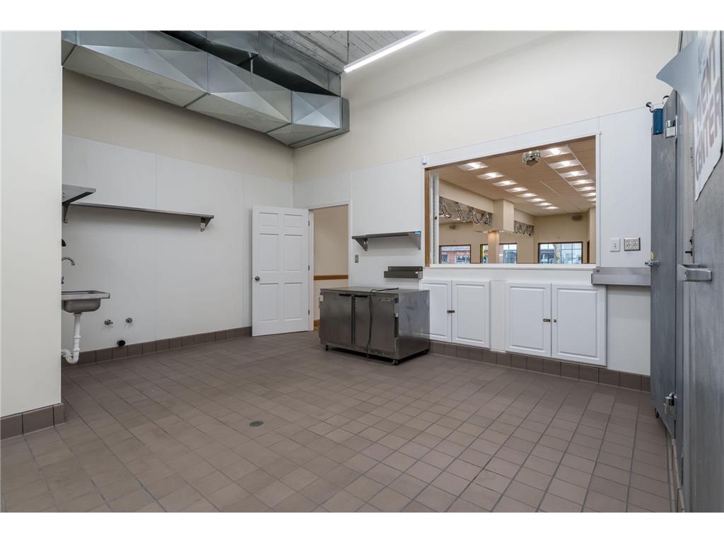 620 2nd Street Kenyon MN 55946 6767736 image24