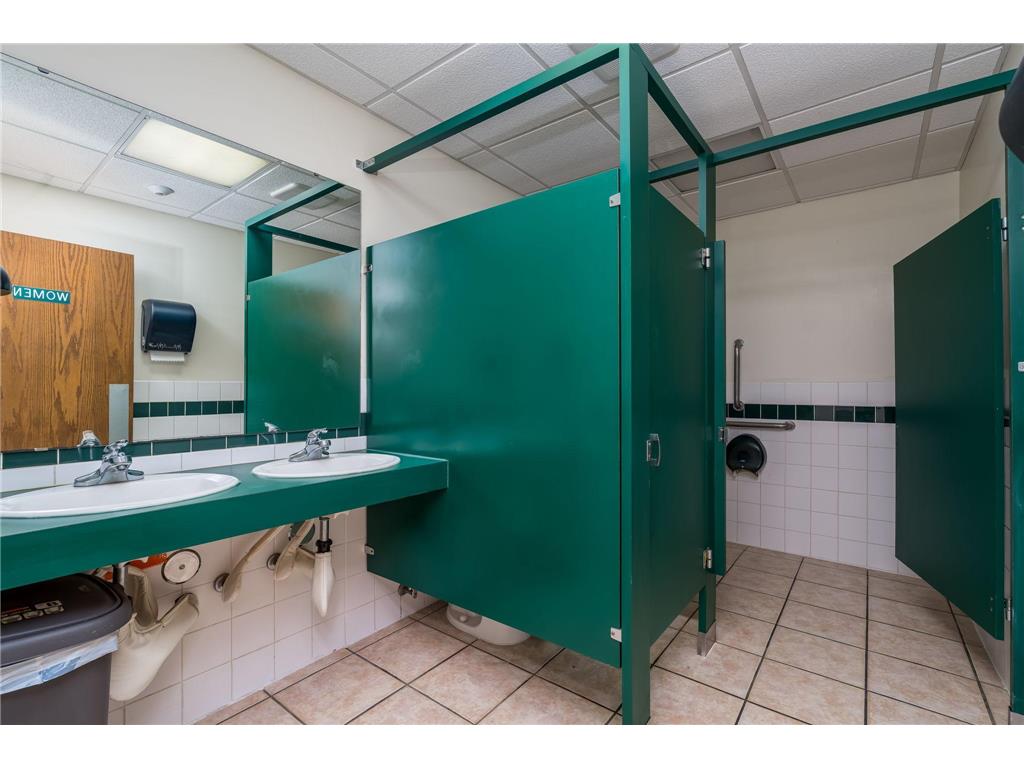 620 2nd Street Kenyon MN 55946 6767736 image33