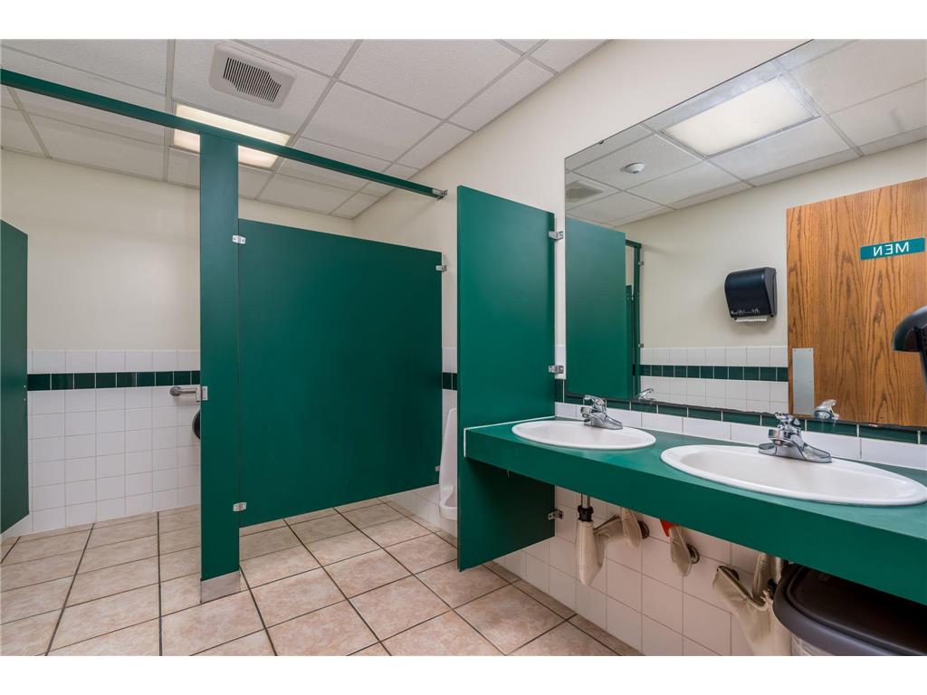 620 2nd Street Kenyon MN 55946 6767736 image34