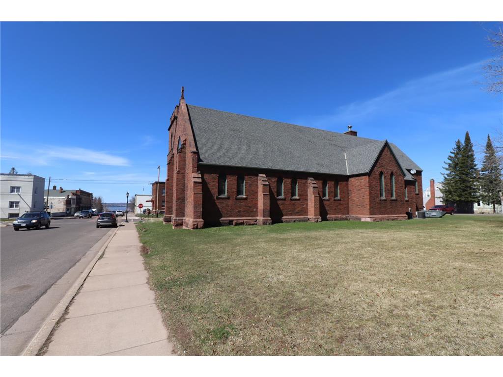 620 3rd Street W Ashland WI 54806 7114084 image2