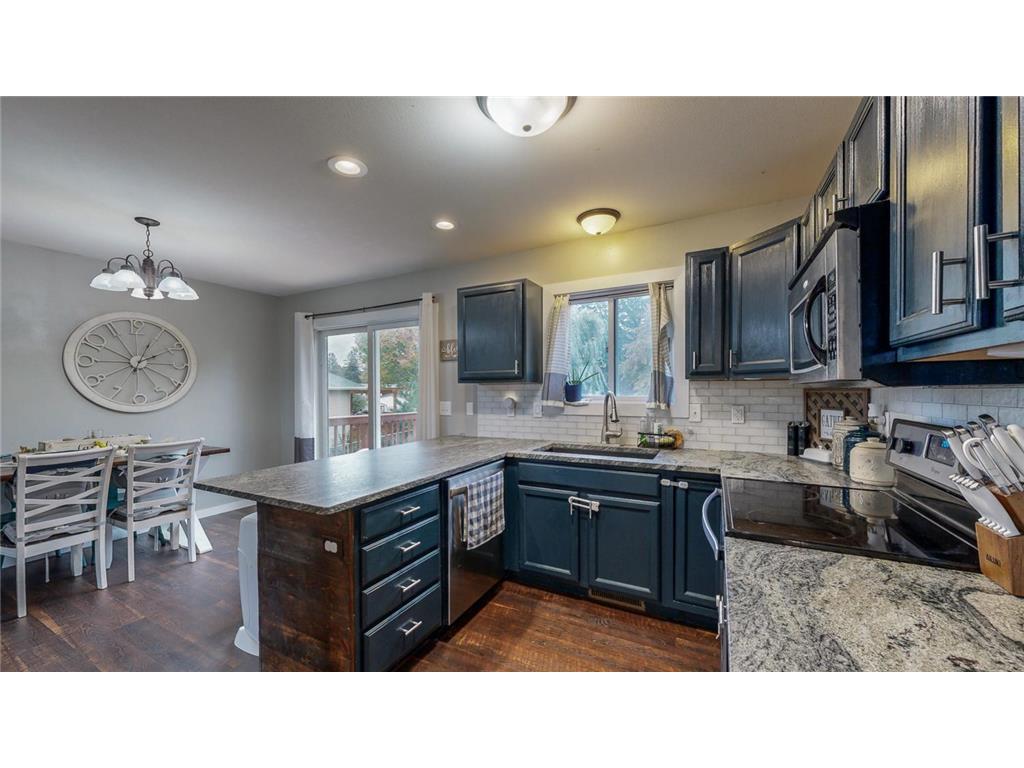 620 7th Avenue NW Plainview MN 55964 6447489 image1