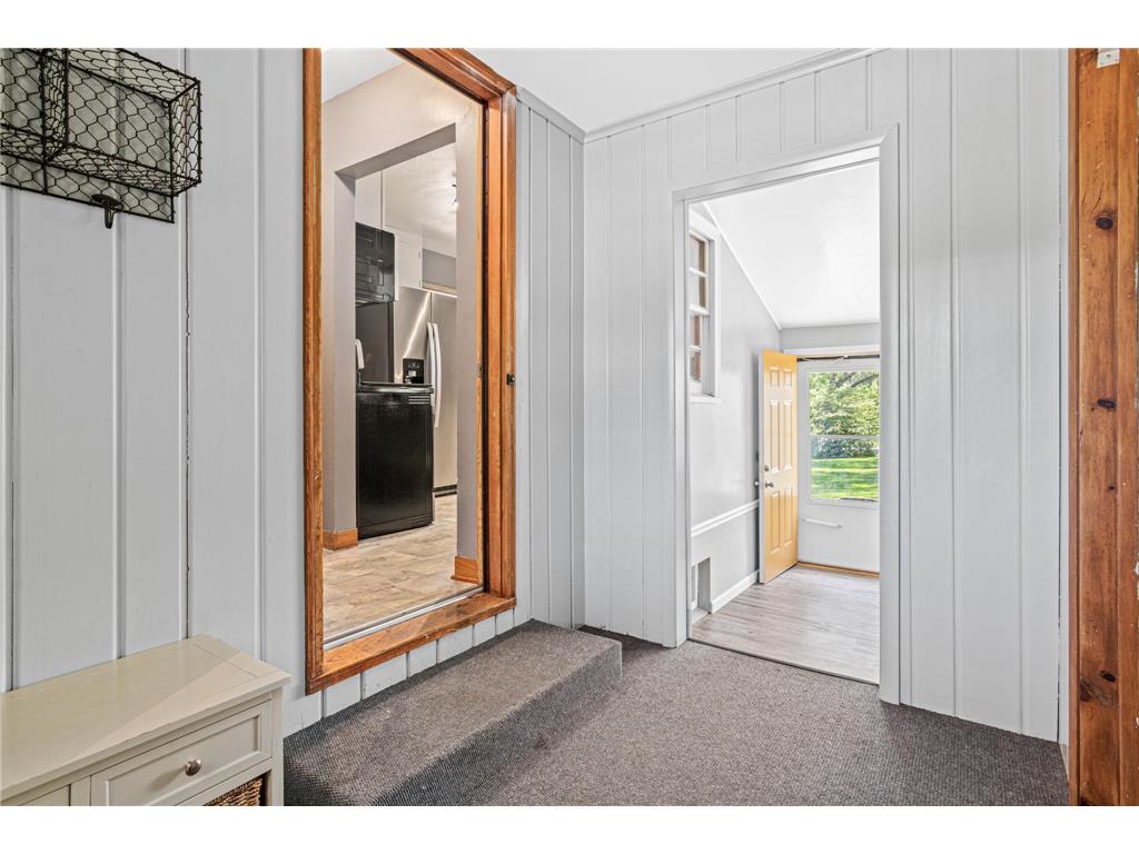 620 7th Street E Chaska MN 55318 7082360 image3
