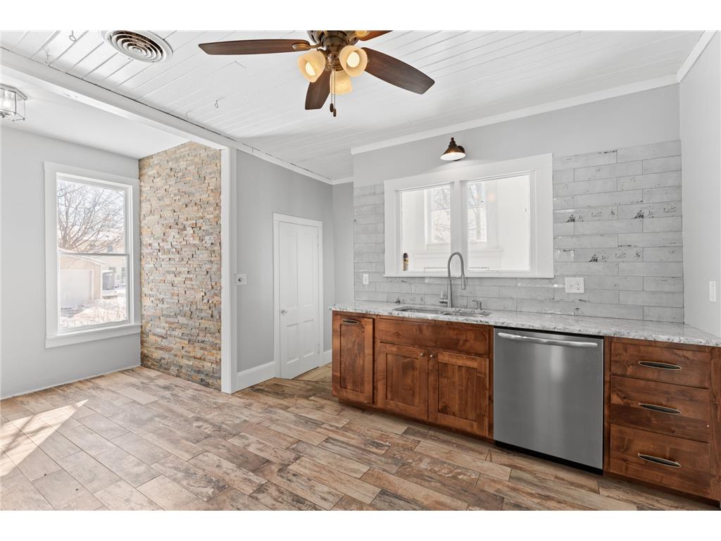 620 7th Street SW Rochester MN 55902 7014720 image14