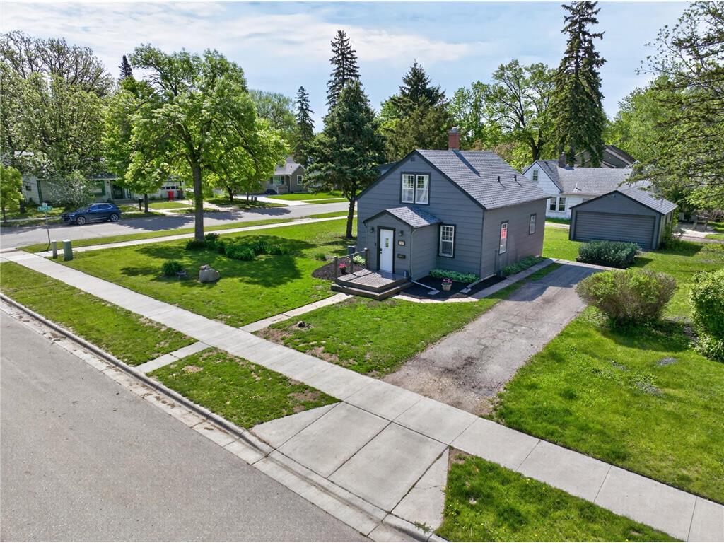 620 8th Avenue E Alexandria MN 56308 7079680 image1