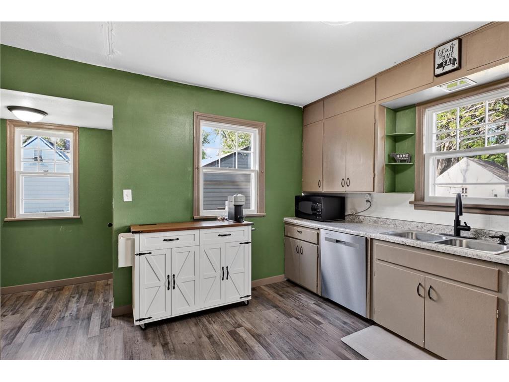 620 8th Avenue E Alexandria MN 56308 7079680 image10
