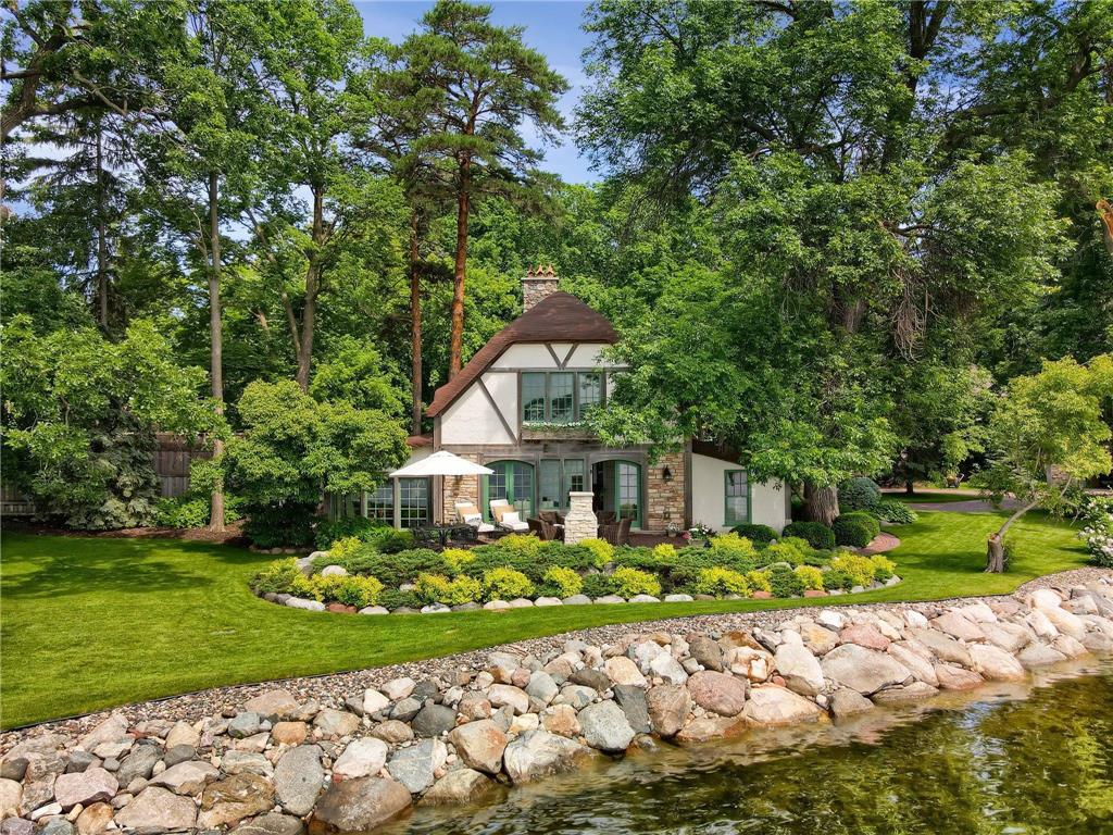 620 Bushaway Road Wayzata MN 55391 - Lake Minnetonka 6356504 image1