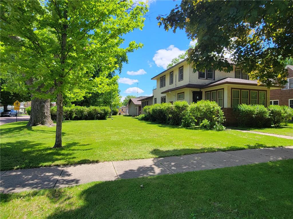 620 Cherry Street Lakefield MN 56150 6553205 image1