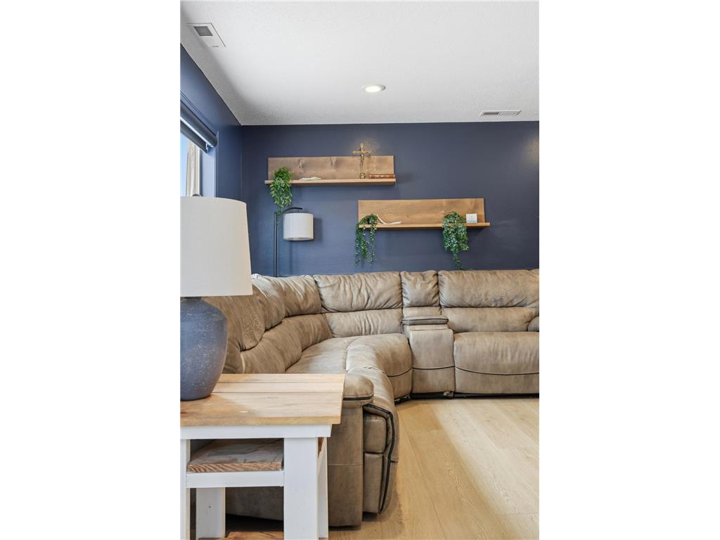 620 N Washington Avenue Detroit Lakes MN 56501 7012880 image19