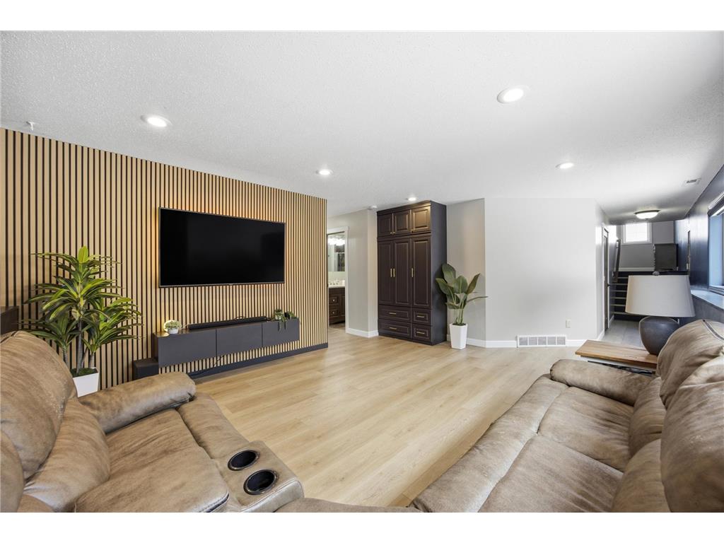 620 N Washington Avenue Detroit Lakes MN 56501 7012880 image20