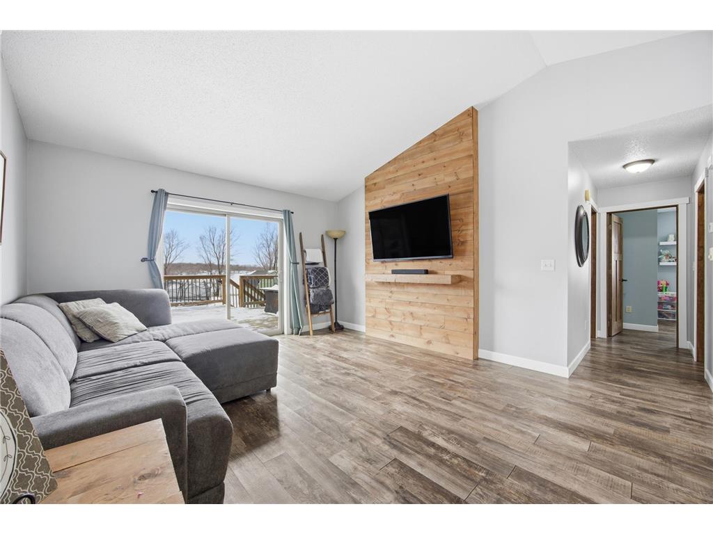 620 N Washington Avenue Detroit Lakes MN 56501 7012880 image9