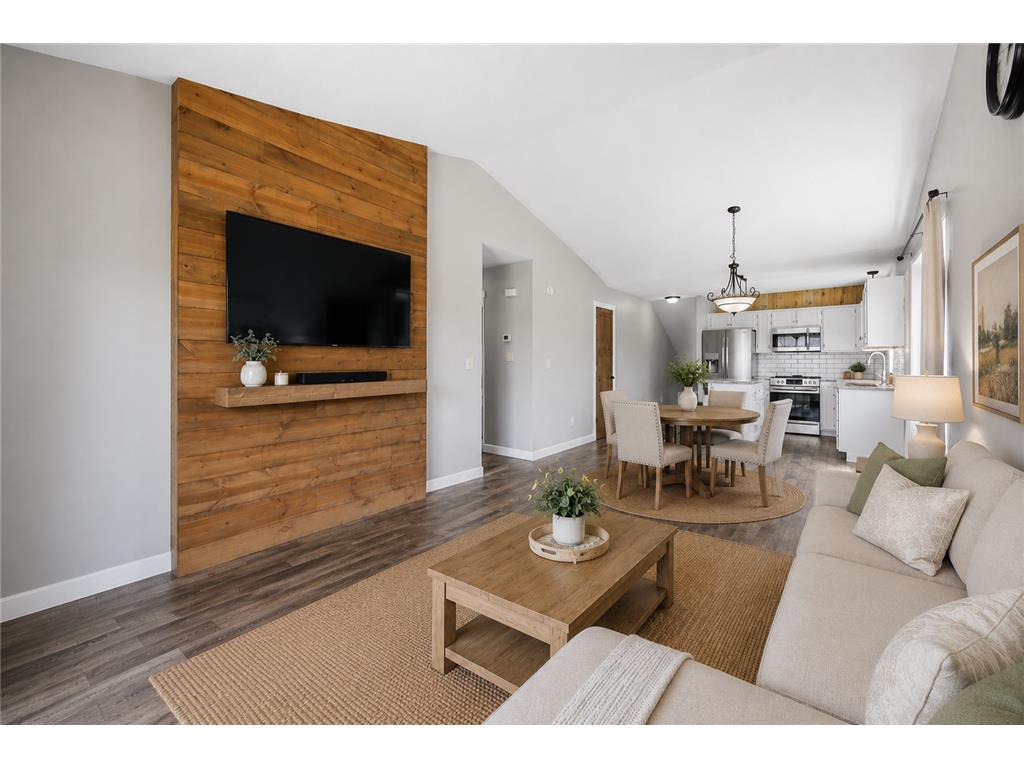 620 N Washington Avenue Detroit Lakes MN 56501 7072458 image10