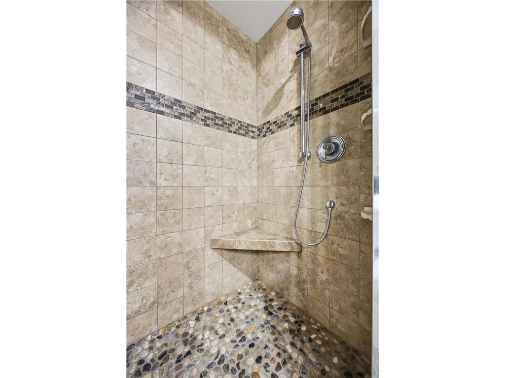 620 N Washington Avenue Detroit Lakes MN 56501 7072458 image30