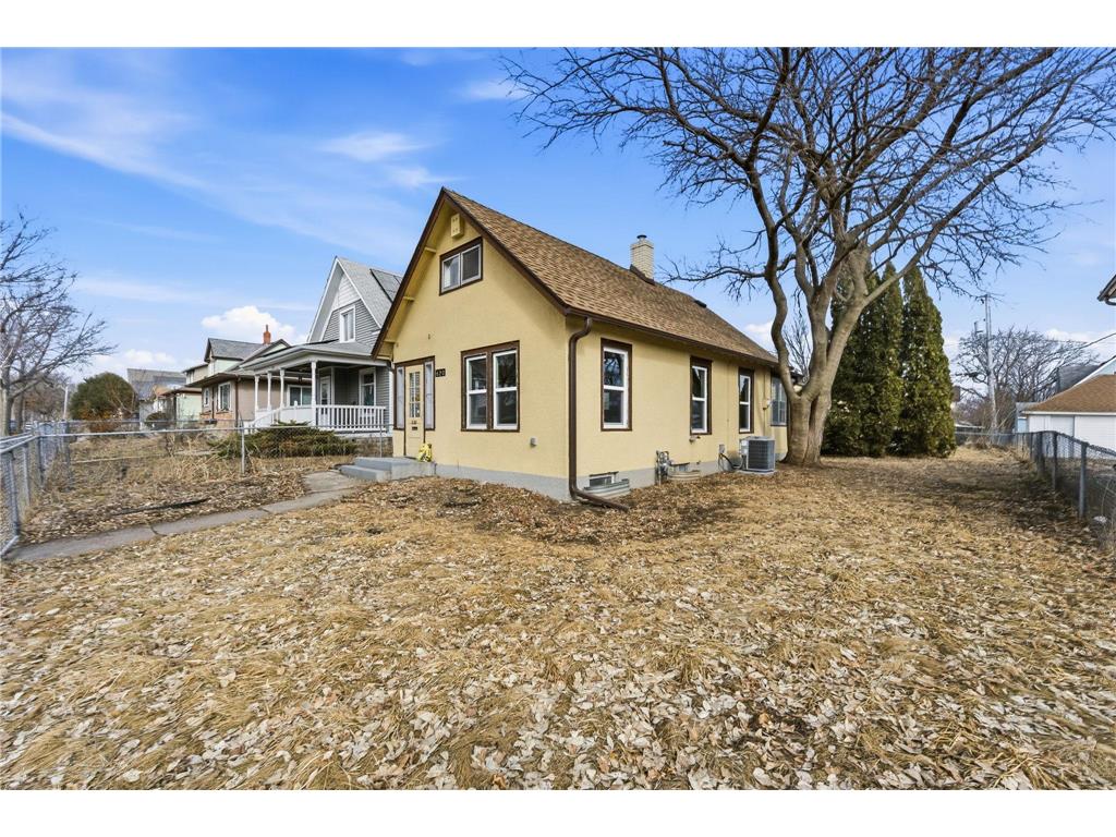 620 Oliver Avenue N Minneapolis MN 55411 7029067 image17