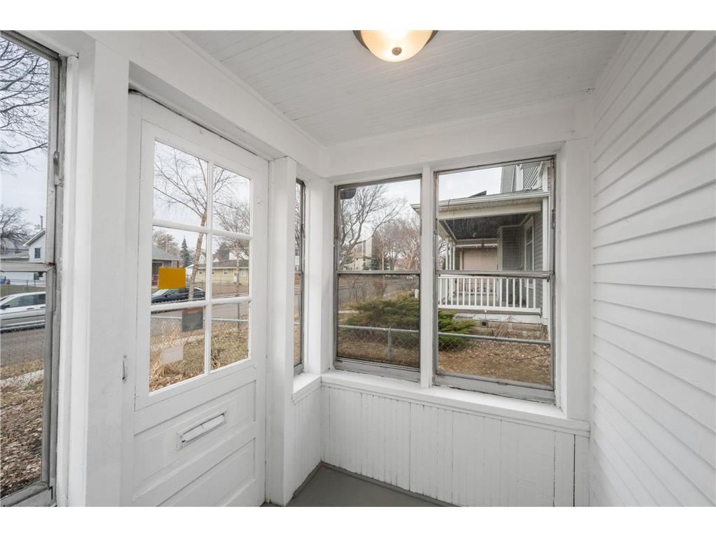 620 Oliver Avenue N Minneapolis MN 55411 7029067 image2