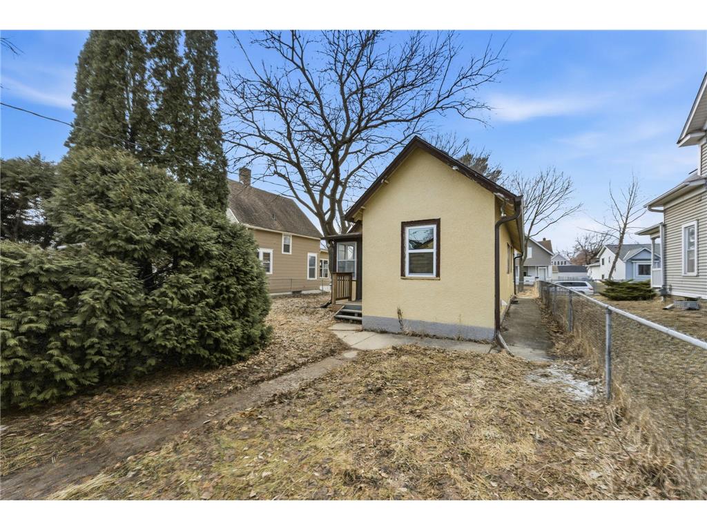 620 Oliver Avenue N Minneapolis MN 55411 7029067 image20