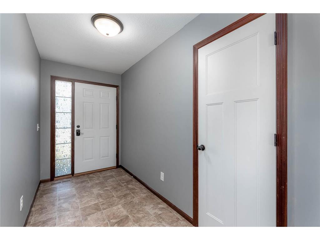 620 Tomahawk Court Madison Lake MN 56063 6787753 image3