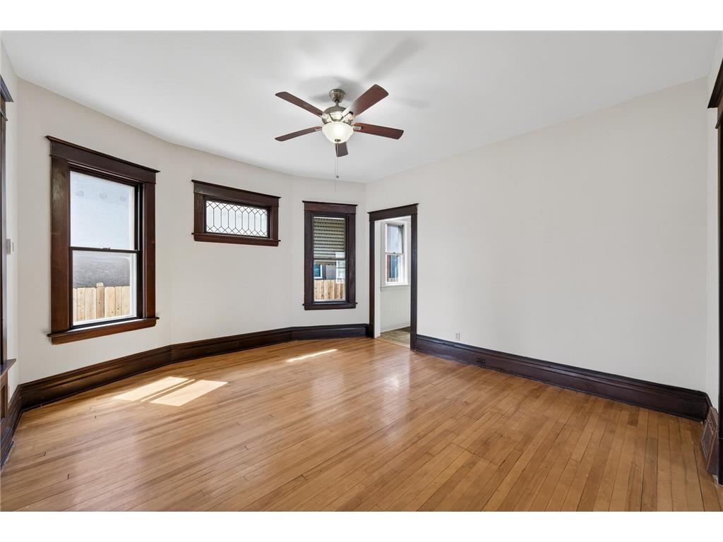620 Van Buren Street NE Minneapolis MN 55413 7069234 image25