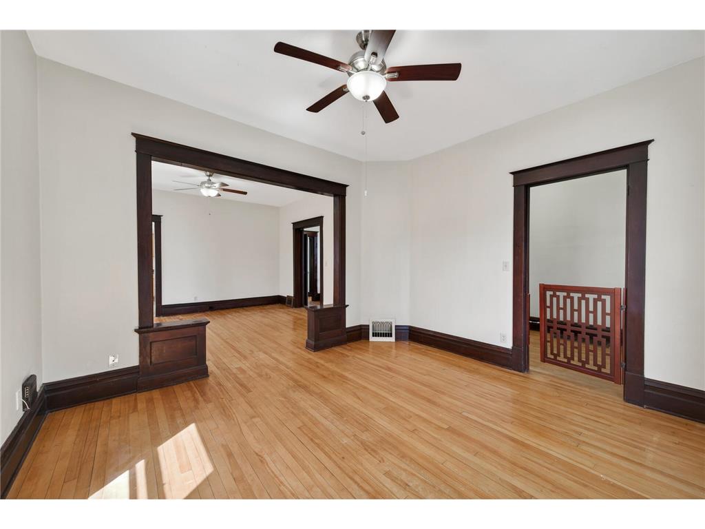 620 Van Buren Street NE Minneapolis MN 55413 7069234 image27
