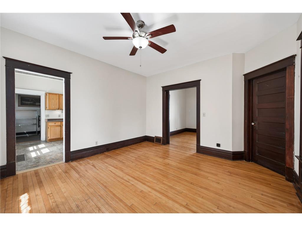 620 Van Buren Street NE Minneapolis MN 55413 7069234 image29