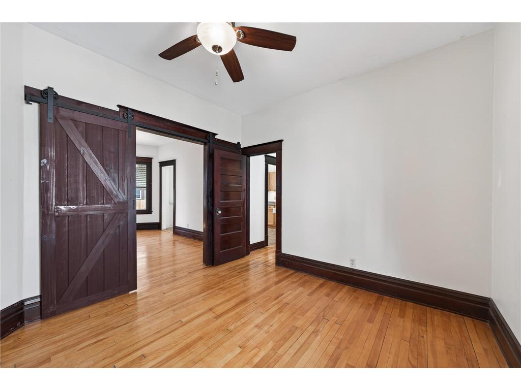 620 Van Buren Street NE Minneapolis MN 55413 7069234 image33
