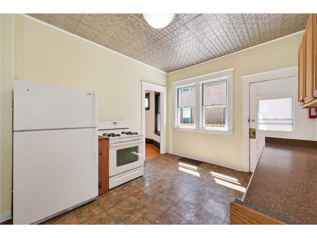 620 Van Buren Street NE Minneapolis MN 55413 7069234 image37