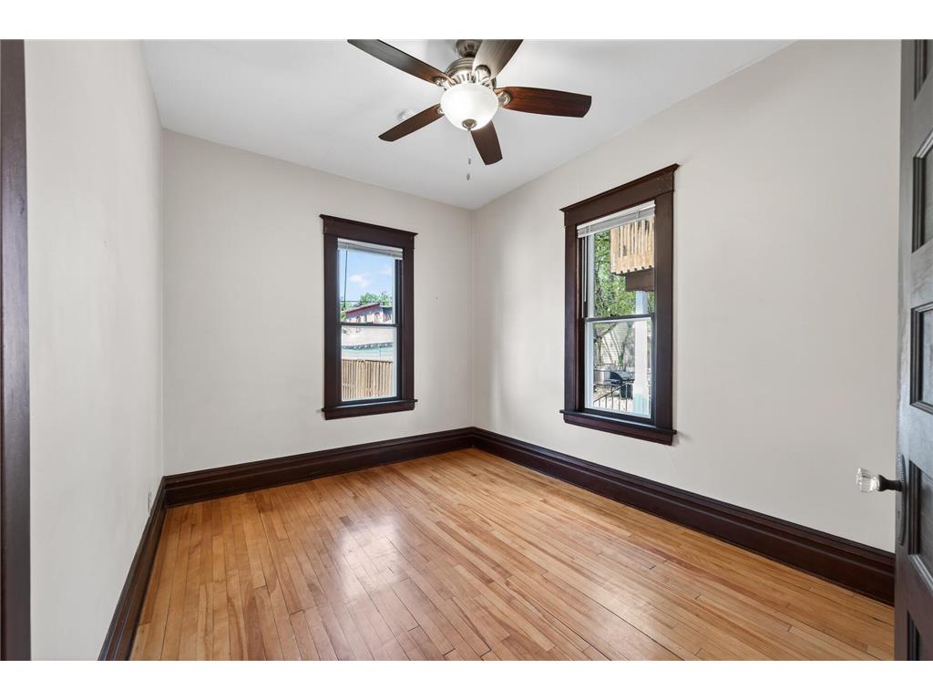 620 Van Buren Street NE Minneapolis MN 55413 7069234 image41