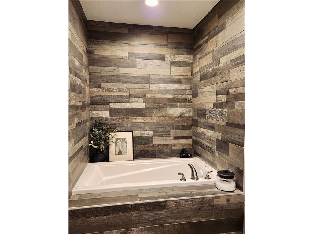 620 W Dwelle Street Lake City MN 55041 7074137 image25