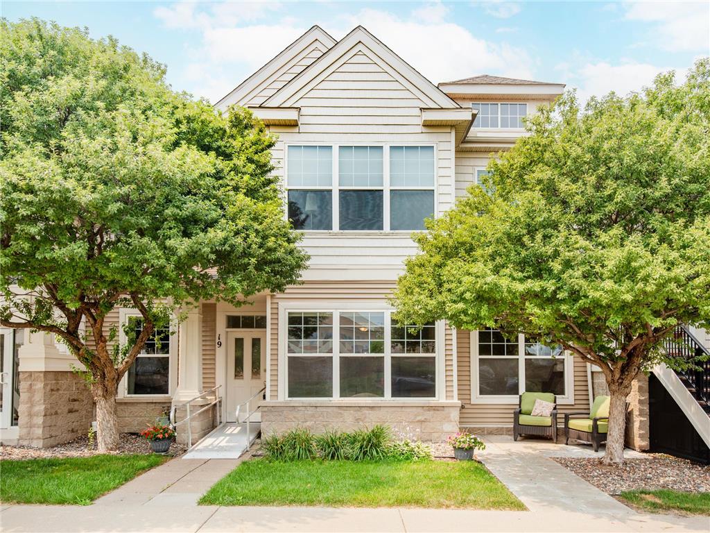 620 Wesley Commons Drive #19 Golden Valley MN 55427 7091020 image1