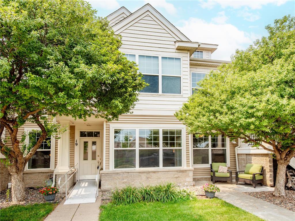 620 Wesley Commons Drive #19 Golden Valley MN 55427 7091020 image2