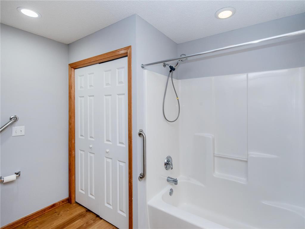 620 Wesley Commons Drive #19 Golden Valley MN 55427 7091020 image21