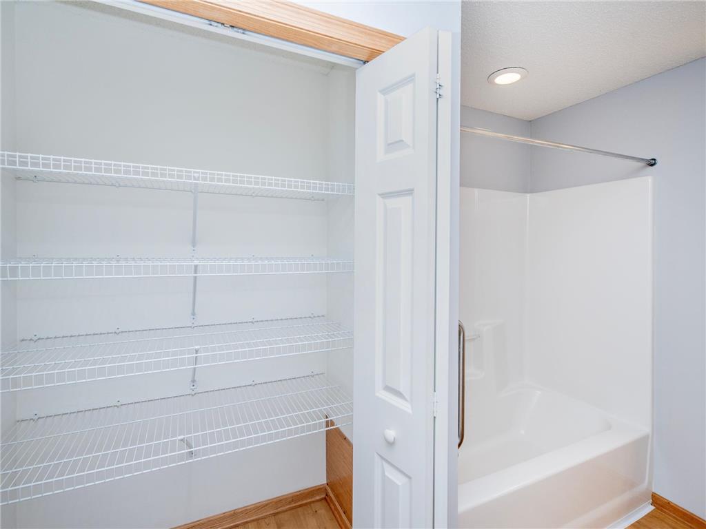 620 Wesley Commons Drive #19 Golden Valley MN 55427 7091020 image22