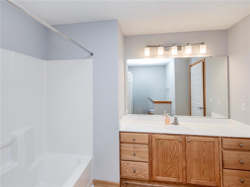 620 Wesley Commons Drive #19 Golden Valley MN 55427 7091020 image23