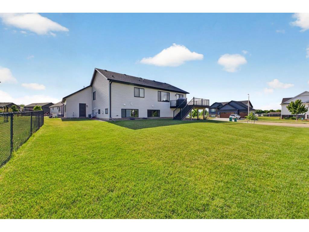 6201 55th Avenue NW Rochester MN 55901 7089875 image38