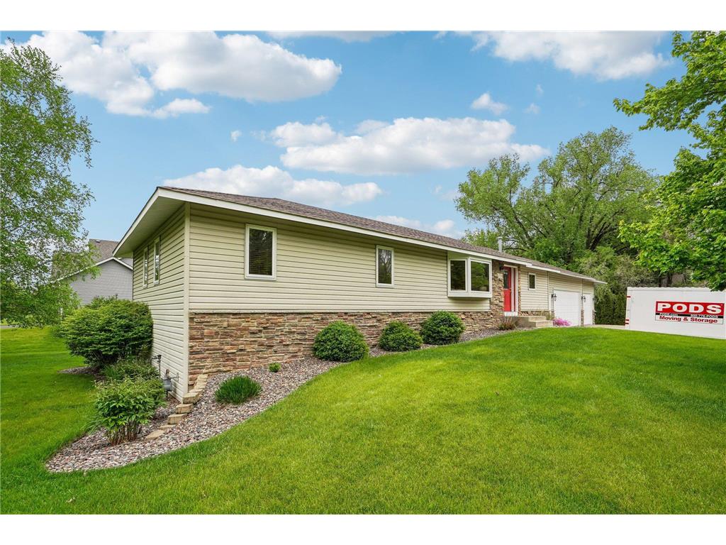 6201 Laurene Avenue Lino Lakes MN 55014 7069109 image2