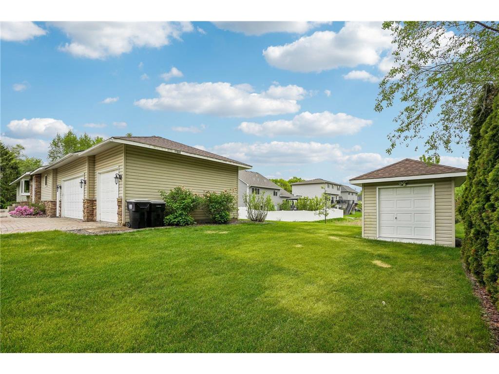 6201 Laurene Avenue Lino Lakes MN 55014 7069109 image3