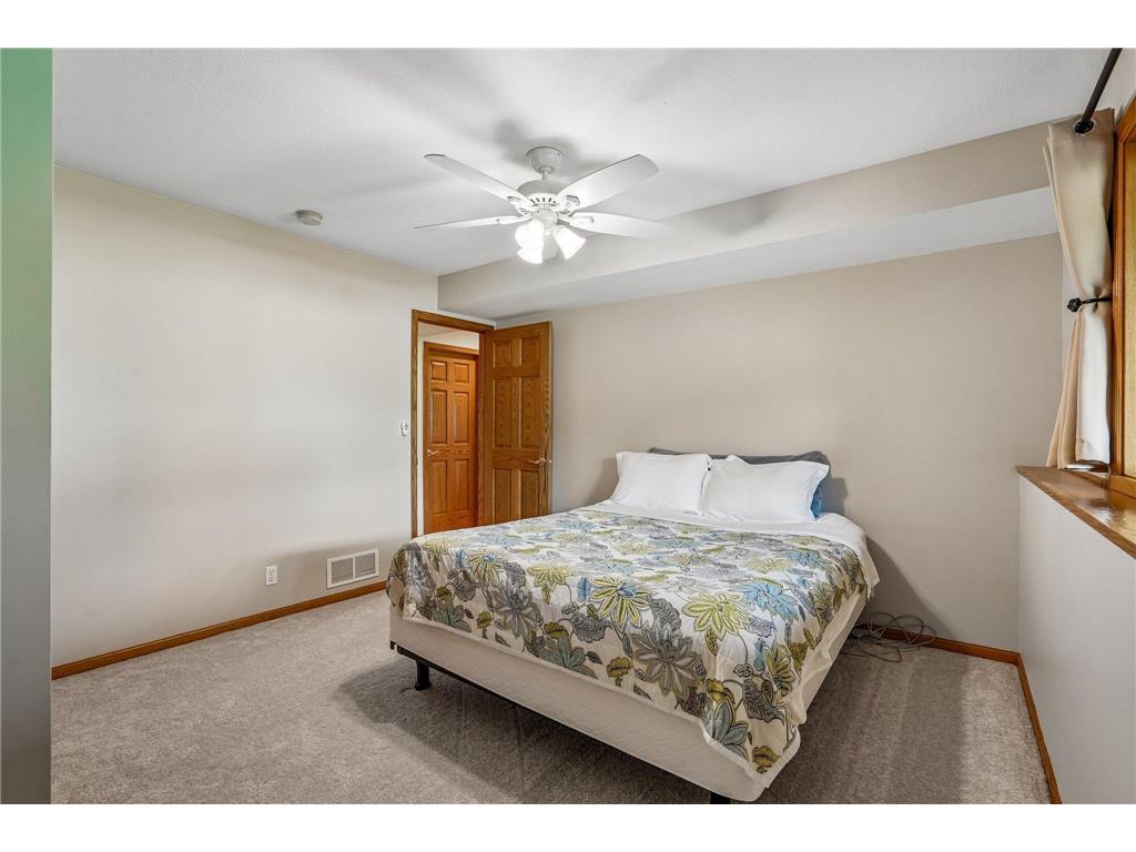 6201 Laurene Avenue Lino Lakes MN 55014 7069109 image38