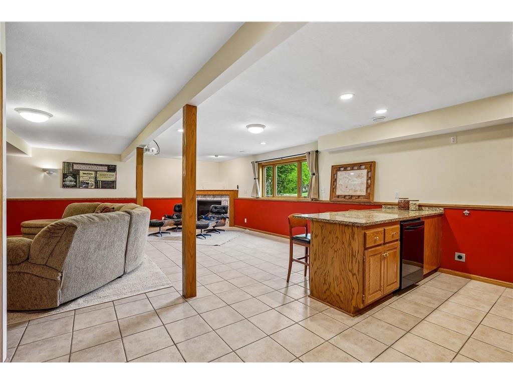 6201 Laurene Avenue Lino Lakes MN 55014 7069109 image41