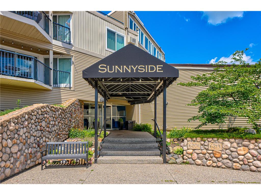 6201 Saint Croix Trail N #216 Stillwater MN 55082 - St Croix River 6744999 image1