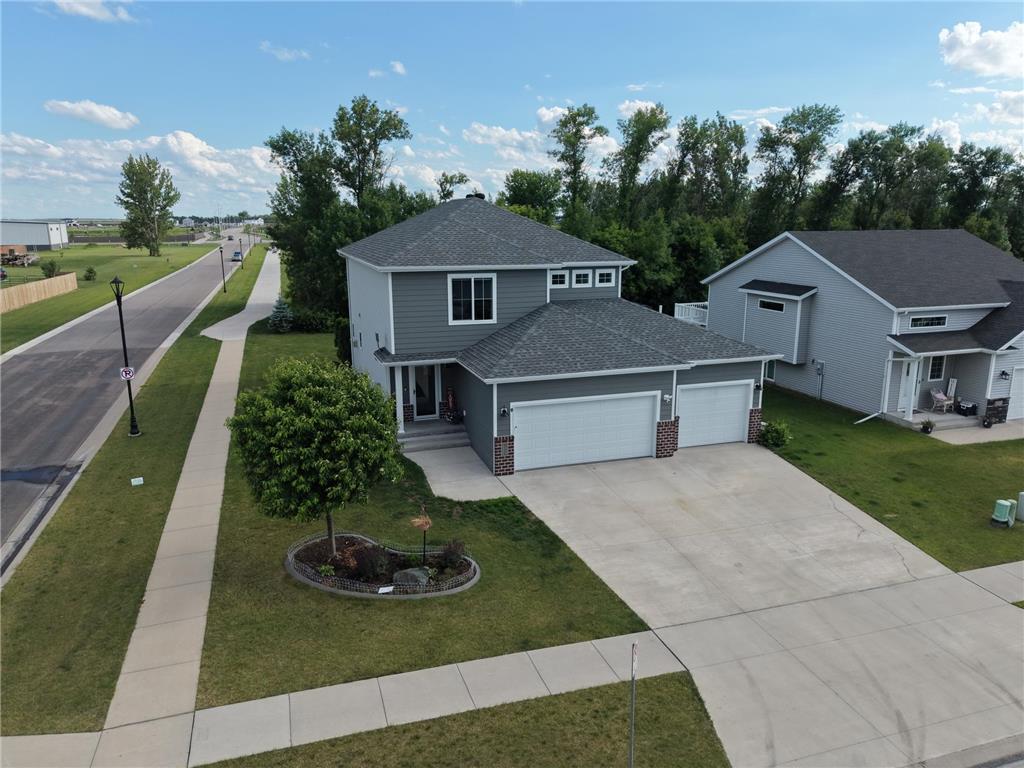 6204 63rd Avenue S Fargo ND 58104 7090050 image1