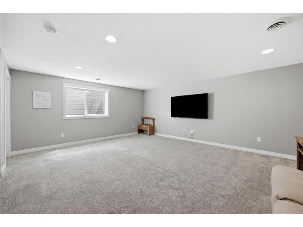 6204 63rd Avenue S Fargo ND 58104 7090050 image36